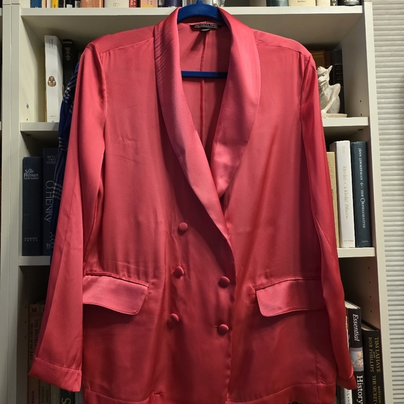 Pink Satin Shorts Size Medium Victoria Secret Plus Blazer Size S Fits M - Picture 10 of 10